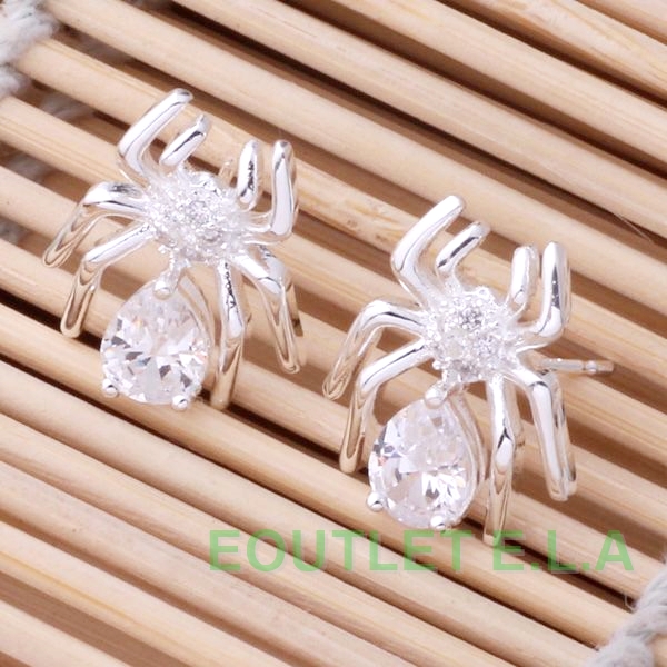 19x15mm CZ 3D SPIDER SILVER STUD EARRINGS